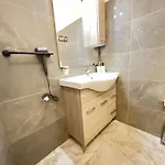 The Rock Con Bagno Privato 4* Piacenza