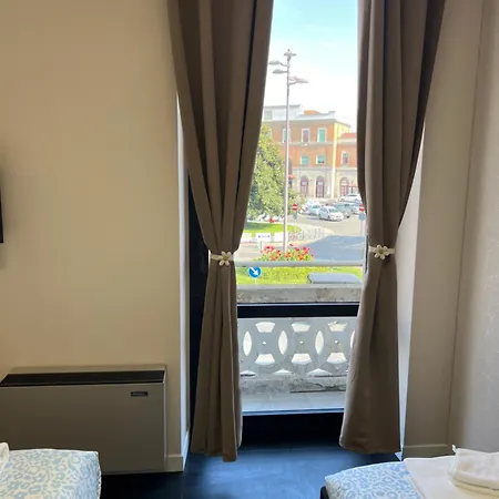 Konukevi The Rock Con Bagno Privato Self Check In 3*