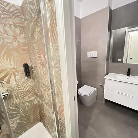 The Rock Con Bagno Privato 4*