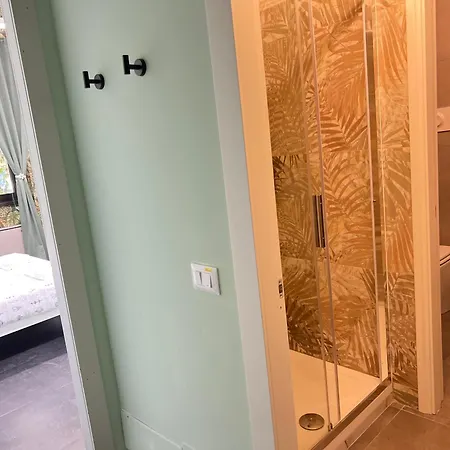 The Rock Con Bagno Privato 4* Piacenza