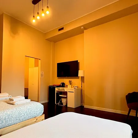 The Rock Con Bagno Privato Penzion Piacenza