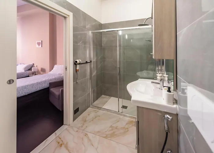 The Rock Con Bagno Privato Πανσιόν Πιατσέντζα