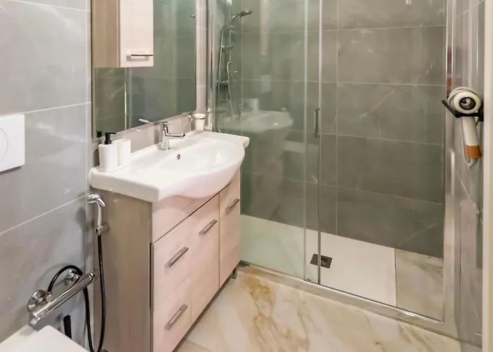 Πανσιόν The Rock Con Bagno Privato Πιατσέντζα