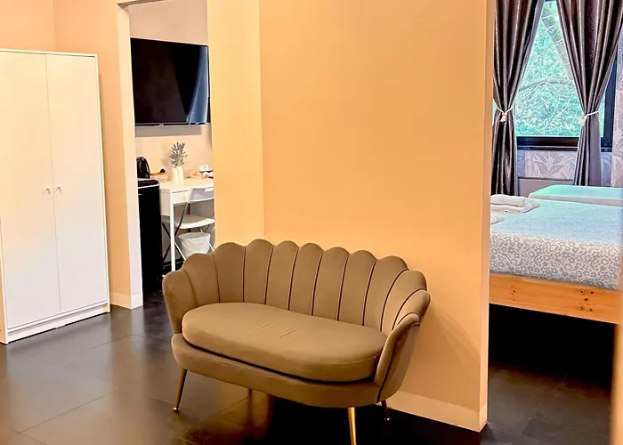 The Rock Con Bagno Privato Plaisance